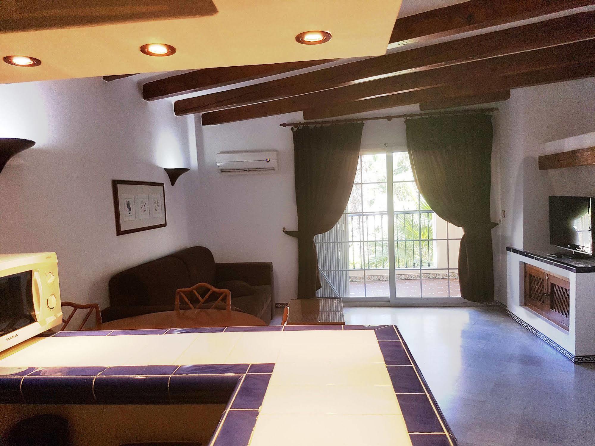 Aparthotel Ona Aldea Del Mar Torrevieja Zewnętrze zdjęcie